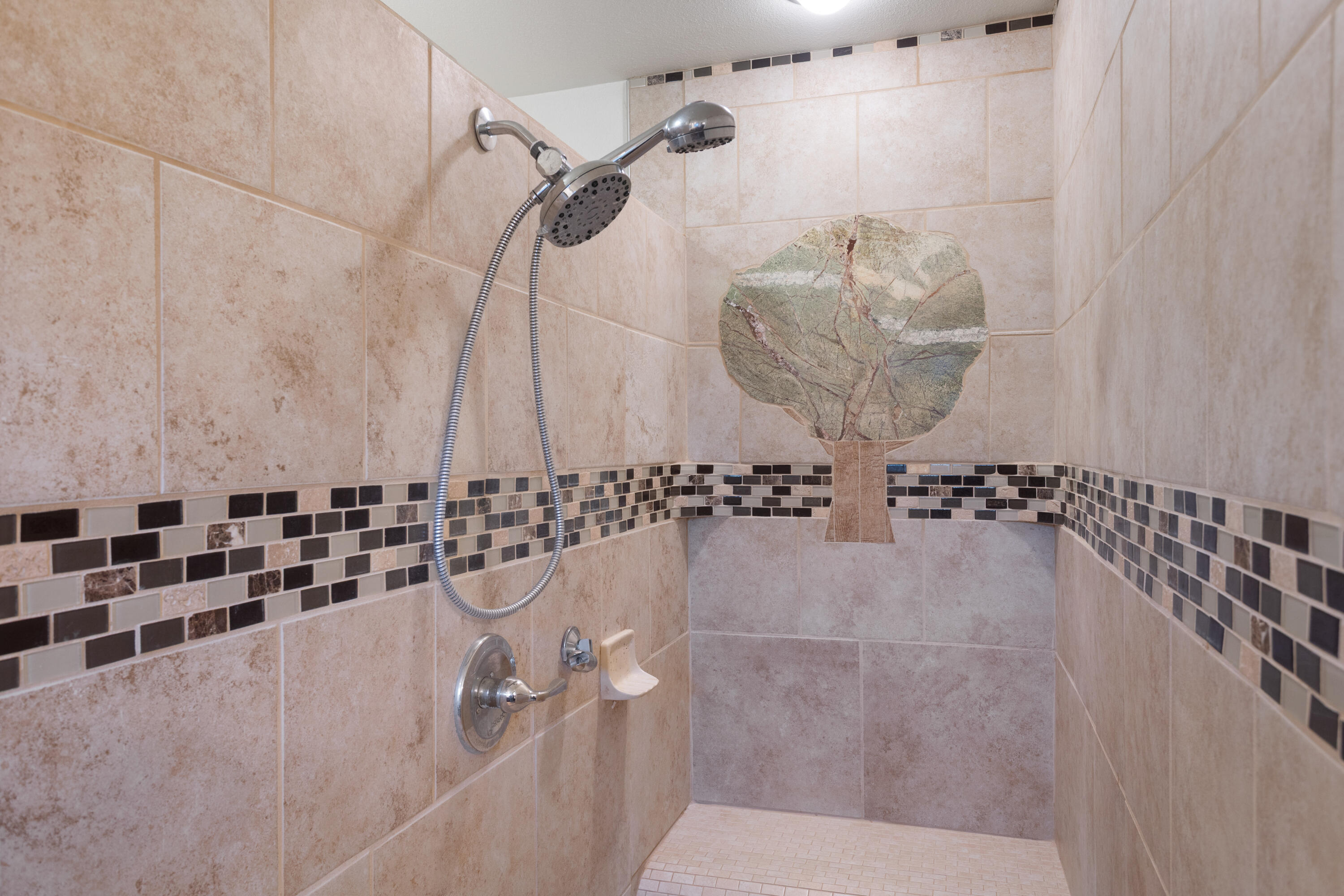 19606 Fish Hill Lane Redding, CA 96003 - Photo 12 of 24 a bathroom with a bathtub and shower
