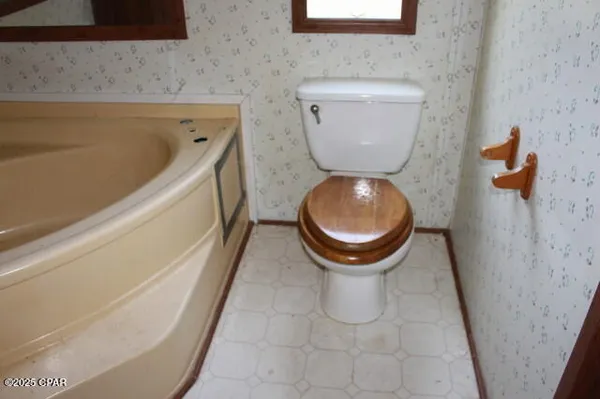 $100,000 | 5929 Nichols Road, Bascom, FL 32423