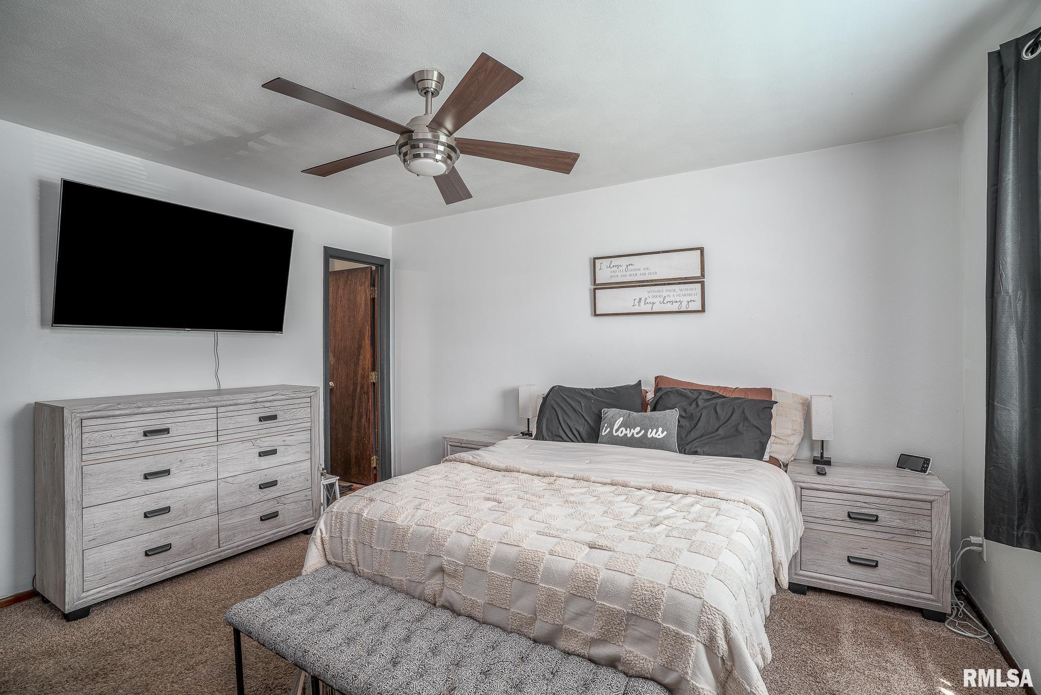 3436 Ridge Court Davenport, IA 52806 - Photo 8 of 23 Gallery Image 8