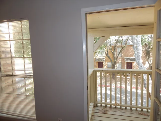 a view of an entryway