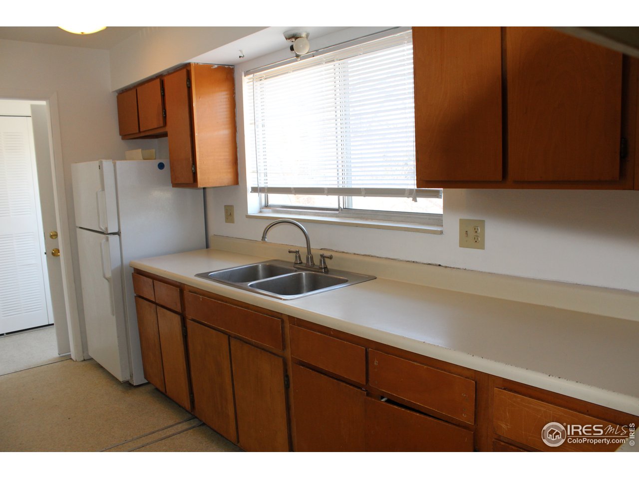 804 Rocky Road Fort Collins, CO 80521 - Photo 3 of 13 Gallery Image 3
