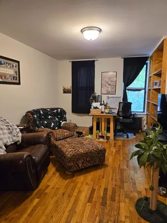 $3,750 | 1636 3rd Avenue, Unit 2B | Upper East Side