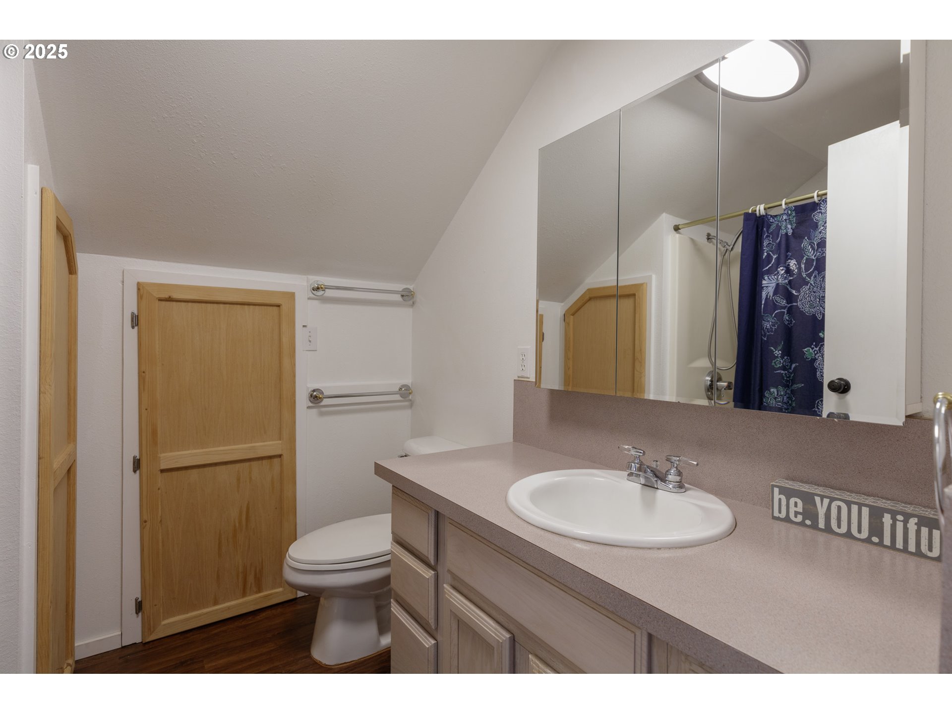 112 North Sentosa Lake Road Tygh Valley, OR 97063 - Photo 20 of 46