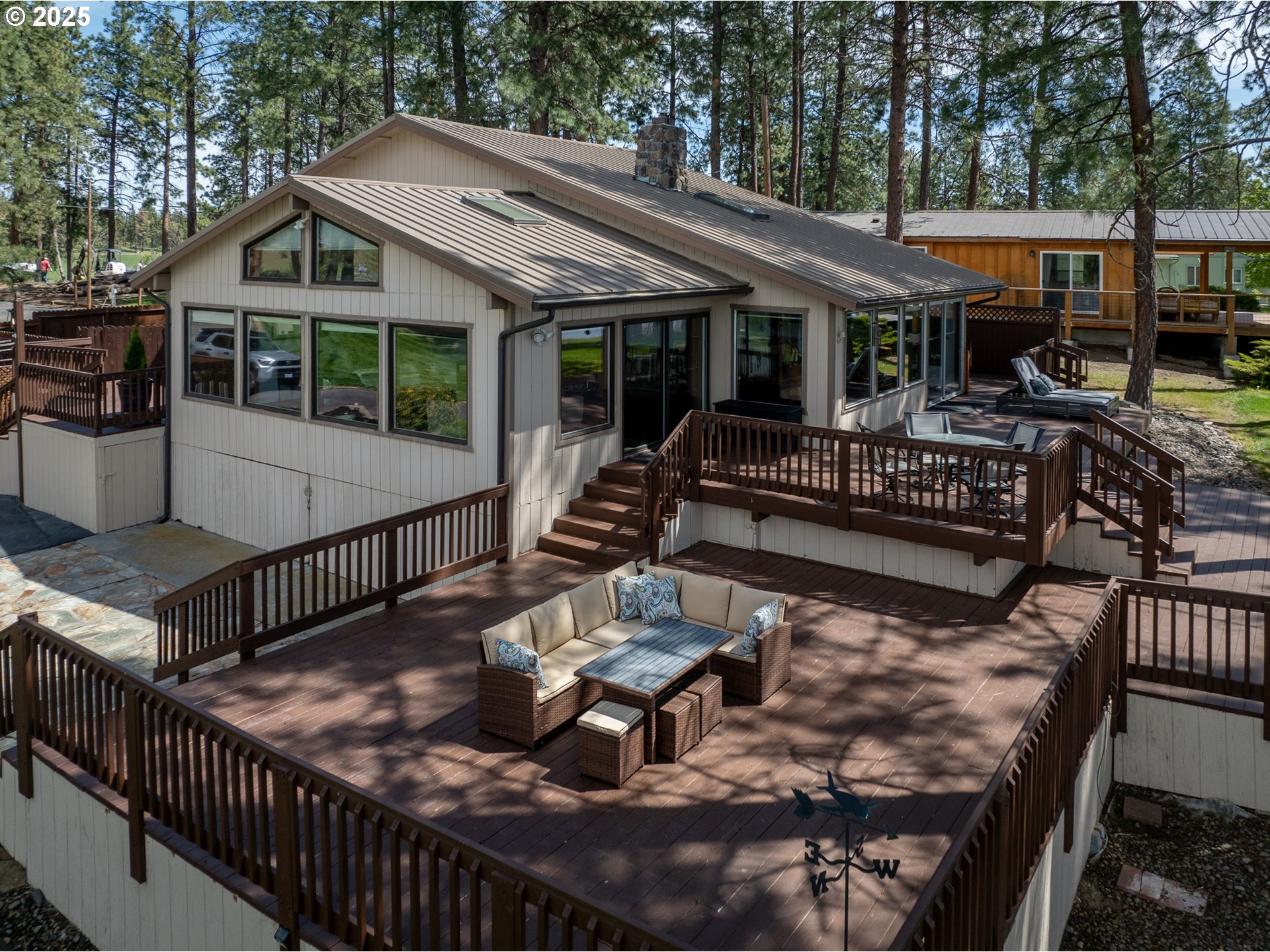 112 North Sentosa Lake Road Tygh Valley, OR 97063 - Photo 37 of 46