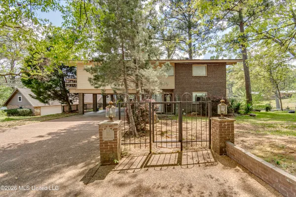 $255,000 | 105 Point Clear, Florence, MS 39073