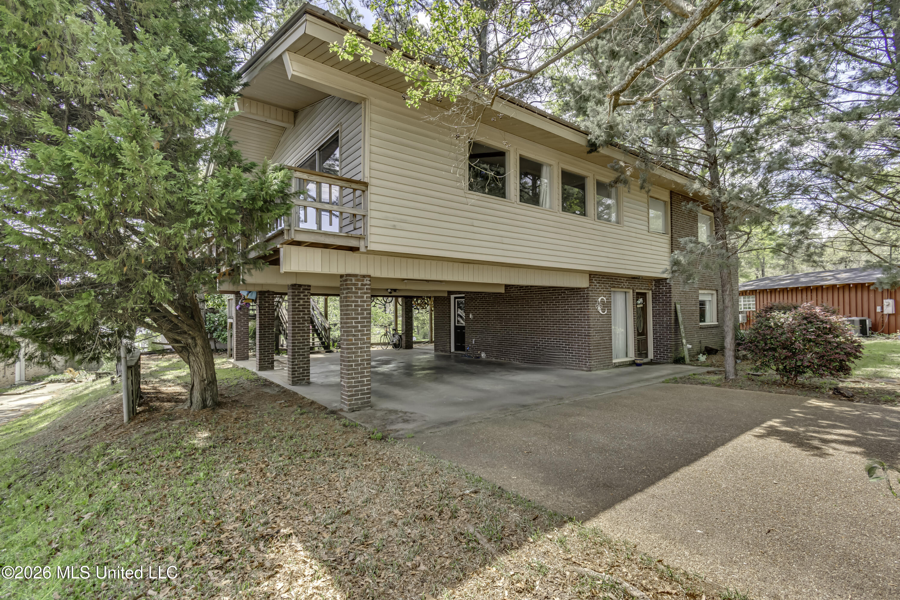 105 Point Clear Florence, MS 39073 - Photo 5 of 69 105 Point Clear--6