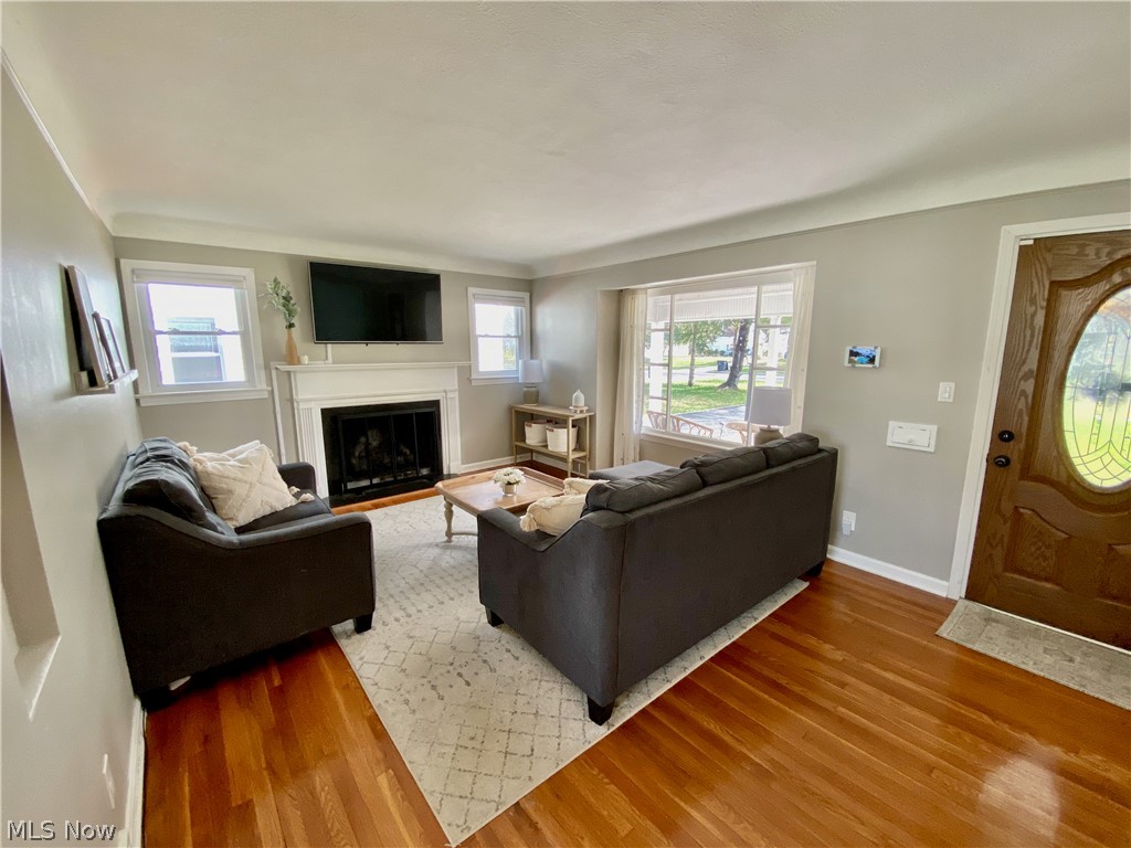 1764 Brainard Road Lyndhurst, OH 44124 - Photo 3 of 27