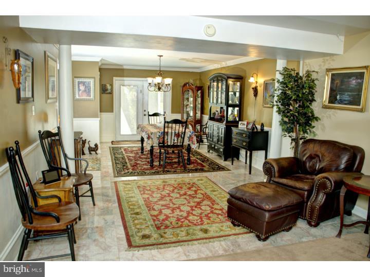 1325 Clymer Road Hatfield, PA 19440 - Photo 12 of 24 Family Room
