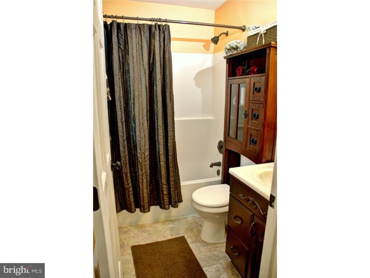 1325 Clymer Road Hatfield, PA 19440 - Photo 16 of 24 Bathroom