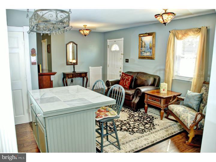 1325 Clymer Road Hatfield, PA 19440 - Photo 6 of 24 Living Room