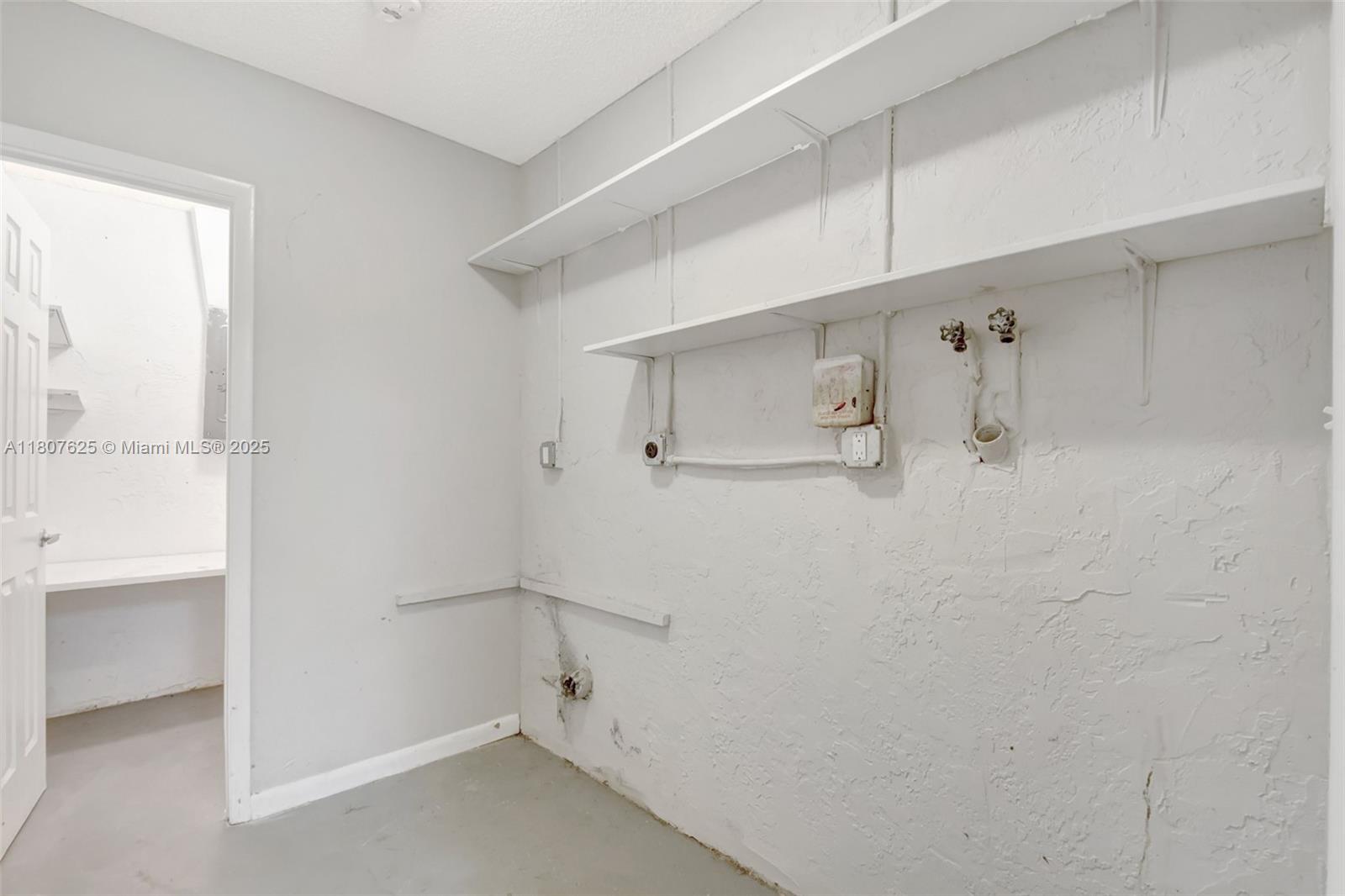 6160 Camp Lee Road West Palm Beach, FL 33417 - Photo 14 of 42 a bathroom with a shower