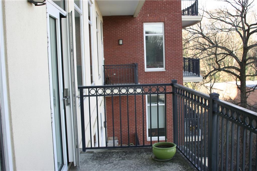 3820 Roswell Road Northeast, Unit 412 Atlanta, GA 30342 - Photo 12 of 30 Gallery Image 12