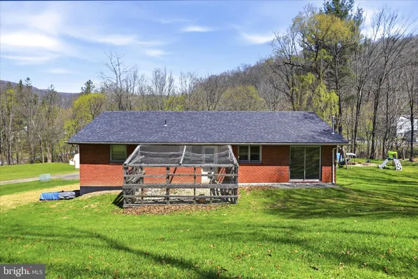 $189,000 | 21108 Willow Tree Lane Southwest, Lonaconing, MD 21539
