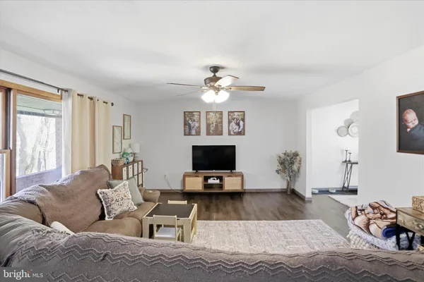 $189,000 | 21108 Willow Tree Lane Southwest, Lonaconing, MD 21539