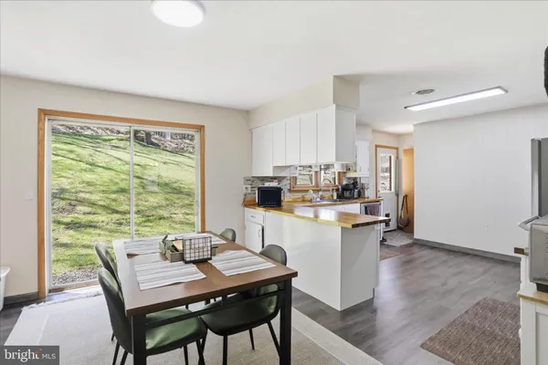 $189,000 | 21108 Willow Tree Lane Southwest, Lonaconing, MD 21539