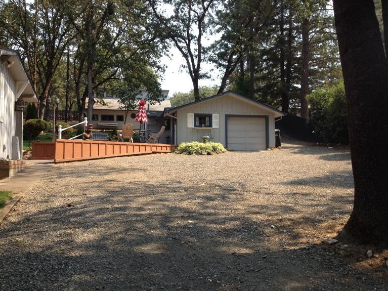 11022 Blackwell Road Central Point, OR 97502 - Photo 6 of 20 Additional Photo