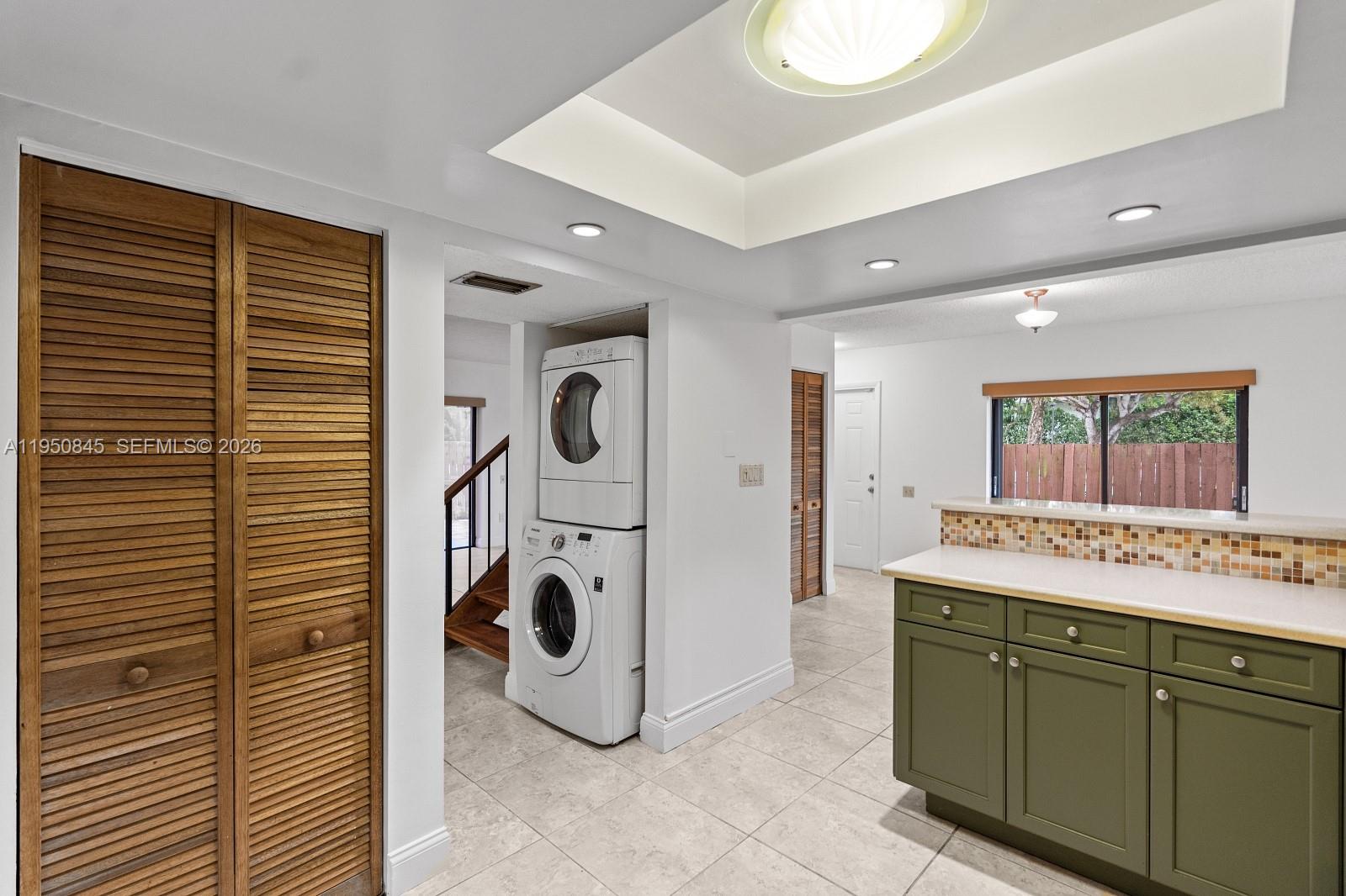 7064 Southwest 114th Place, Unit B Miami, FL 33173 - Photo 9 of 37