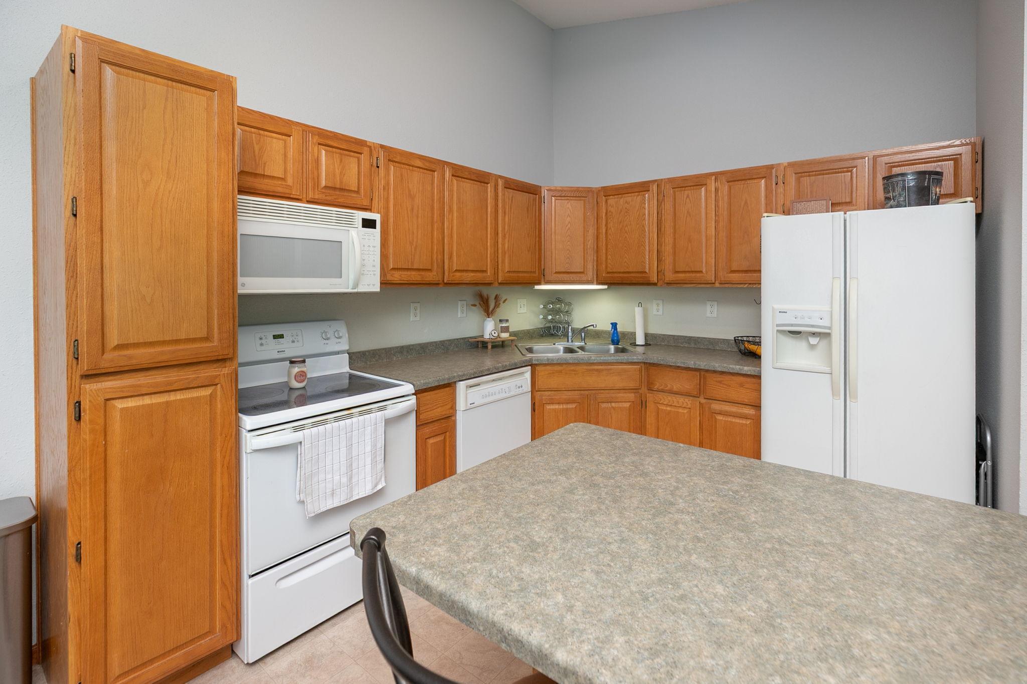 4113 Trumpeter Dr S East Rochester, MN 55904 - Photo 10 of 38