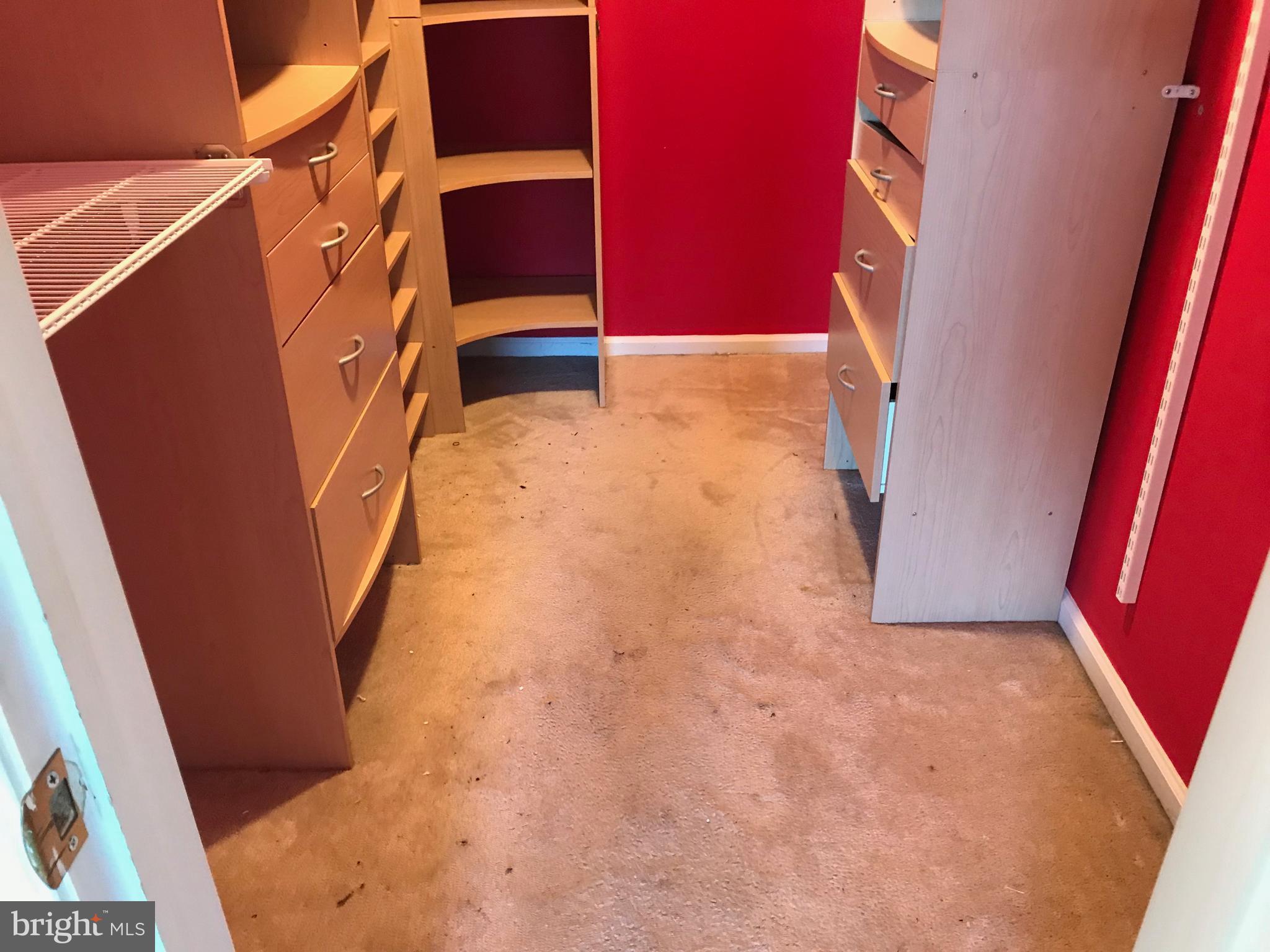 18 Almond Road Burlington, NJ 08016 - Photo 16 of 25 Gallery Image 16