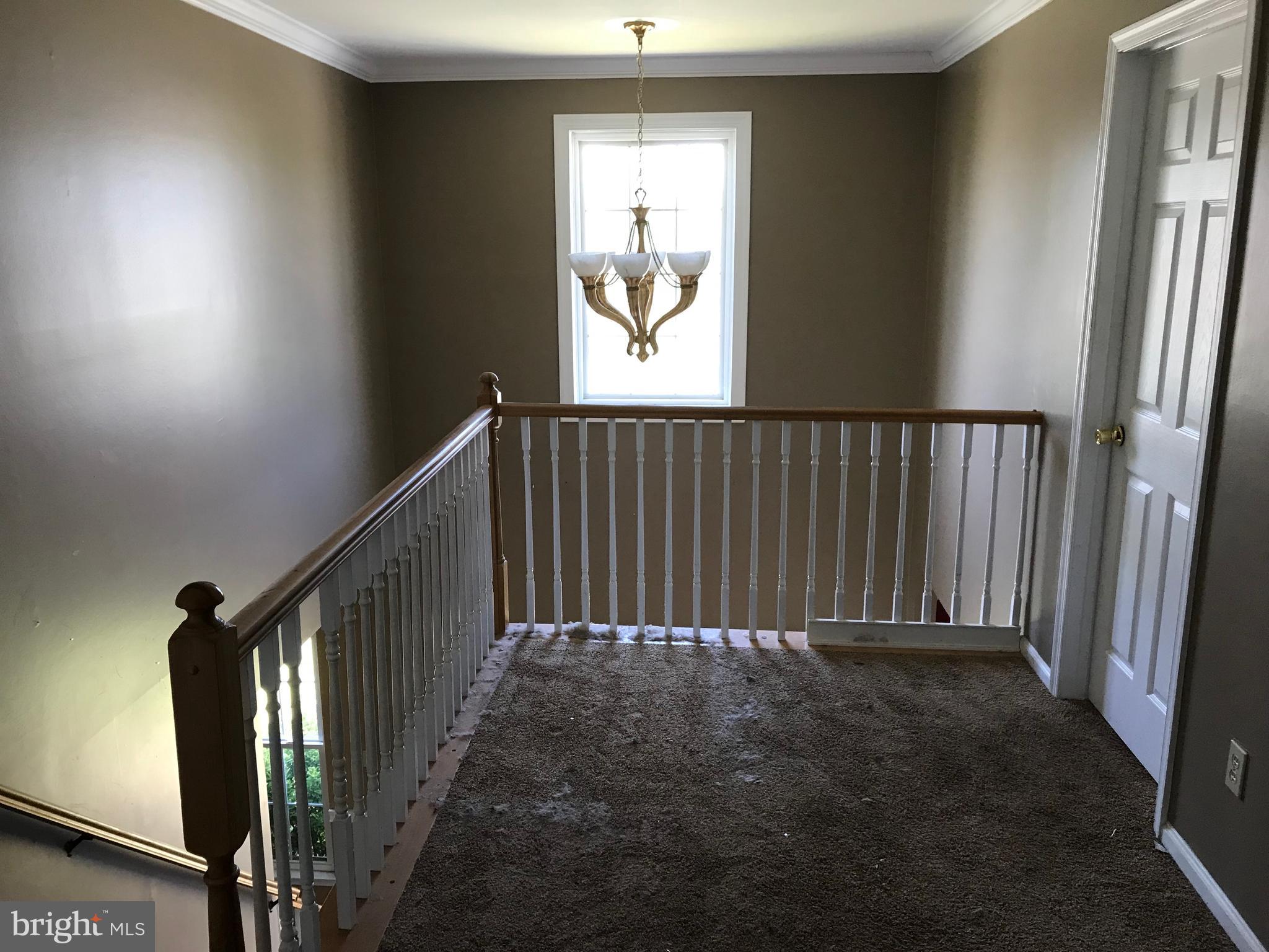 18 Almond Road Burlington, NJ 08016 - Photo 9 of 25 Gallery Image 9