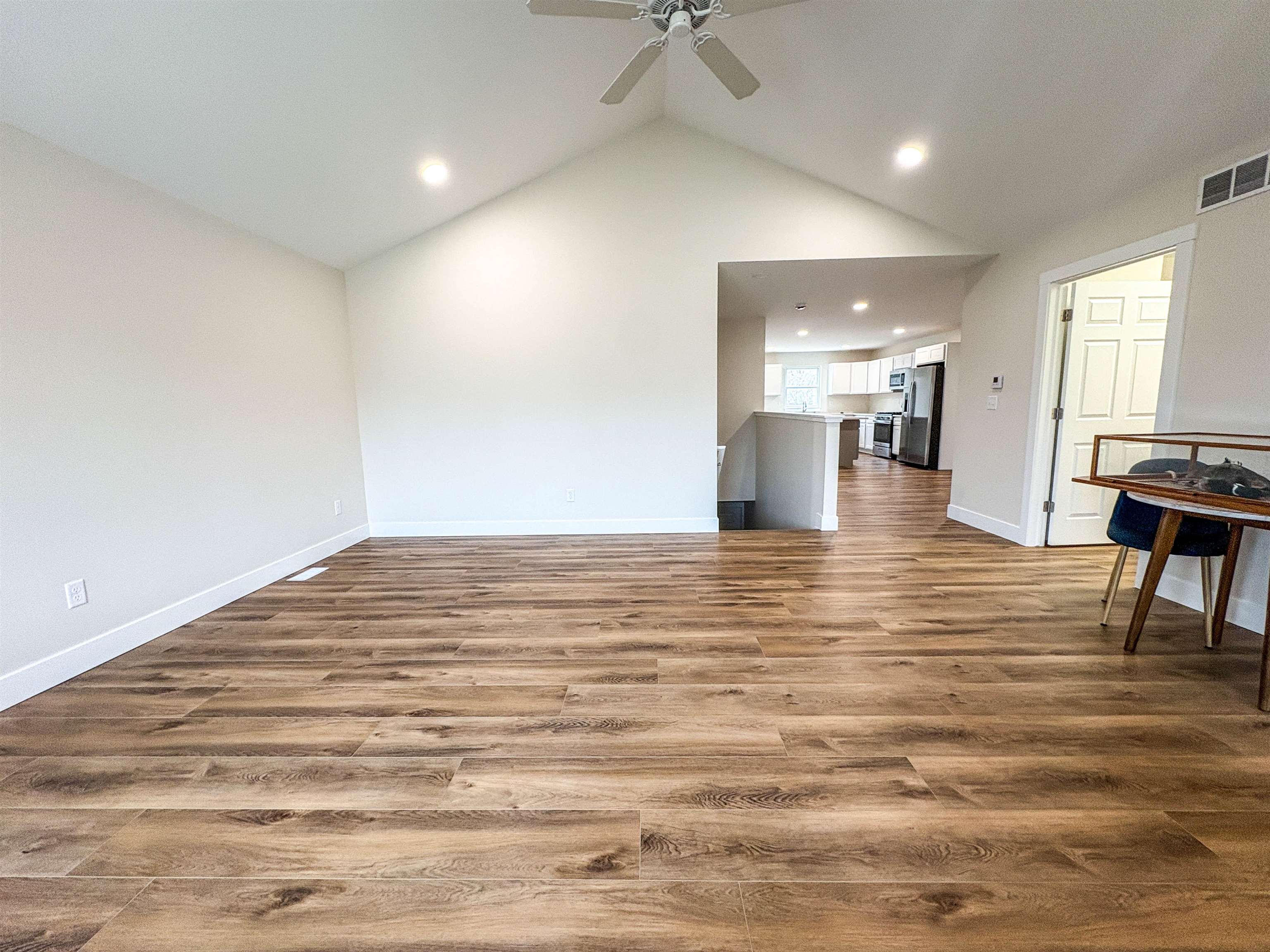 11433 Windmill Pointe Clio, MI 48420 - Photo 2 of 32