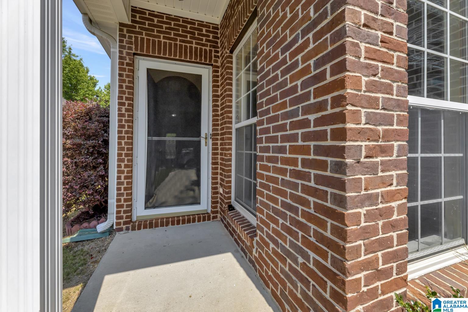 246 High Ridge Drive Pelham, AL 35124 - Photo 2 of 21