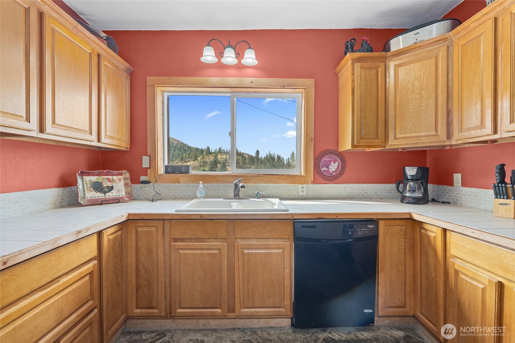 4397 Bissell Road Hunters, WA 99137 - Photo 12 of 38 Gallery Image 12