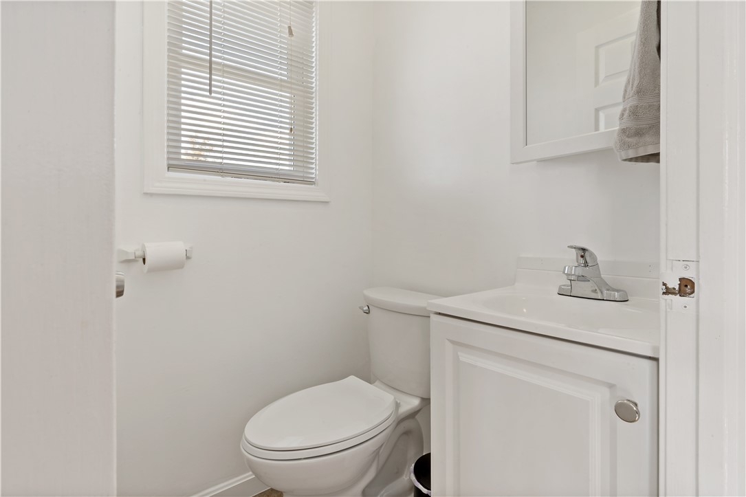 14 Meadowview Terrace Westerly, RI 02891 - Photo 34 of 42