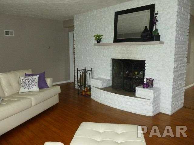 6833 North Mount Hawley Road Peoria, IL 61614 - Photo 11 of 23 Gallery Image 11