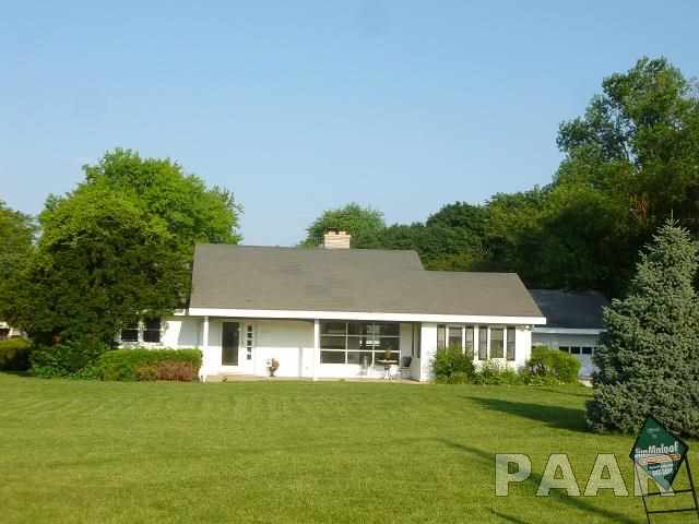 6833 North Mount Hawley Road Peoria, IL 61614 - Photo 21 of 23 Gallery Image 21