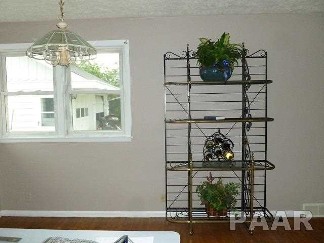 6833 North Mount Hawley Road Peoria, IL 61614 - Photo 8 of 23 Gallery Image 8