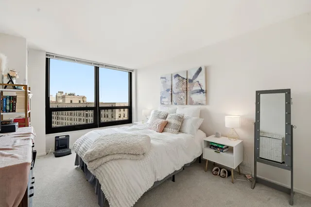 $2,500 | 2020 North Lincoln Park West, Unit 19C, Chicago, IL 60614