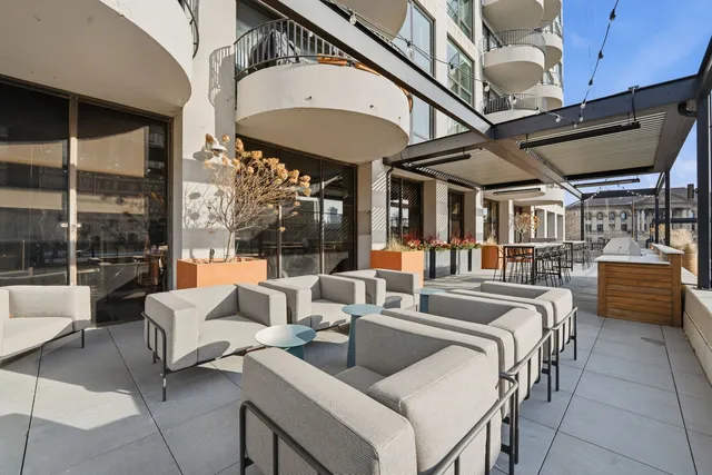 $2,500 | 2020 North Lincoln Park West, Unit 19C, Chicago, IL 60614