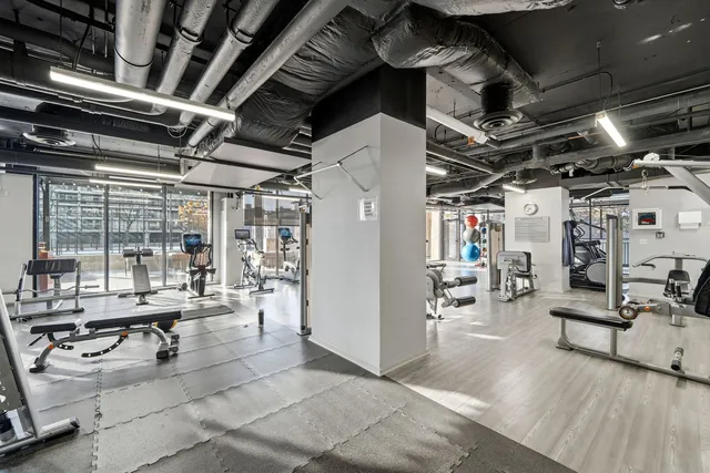 $2,500 | 2020 North Lincoln Park West, Unit 19C, Chicago, IL 60614