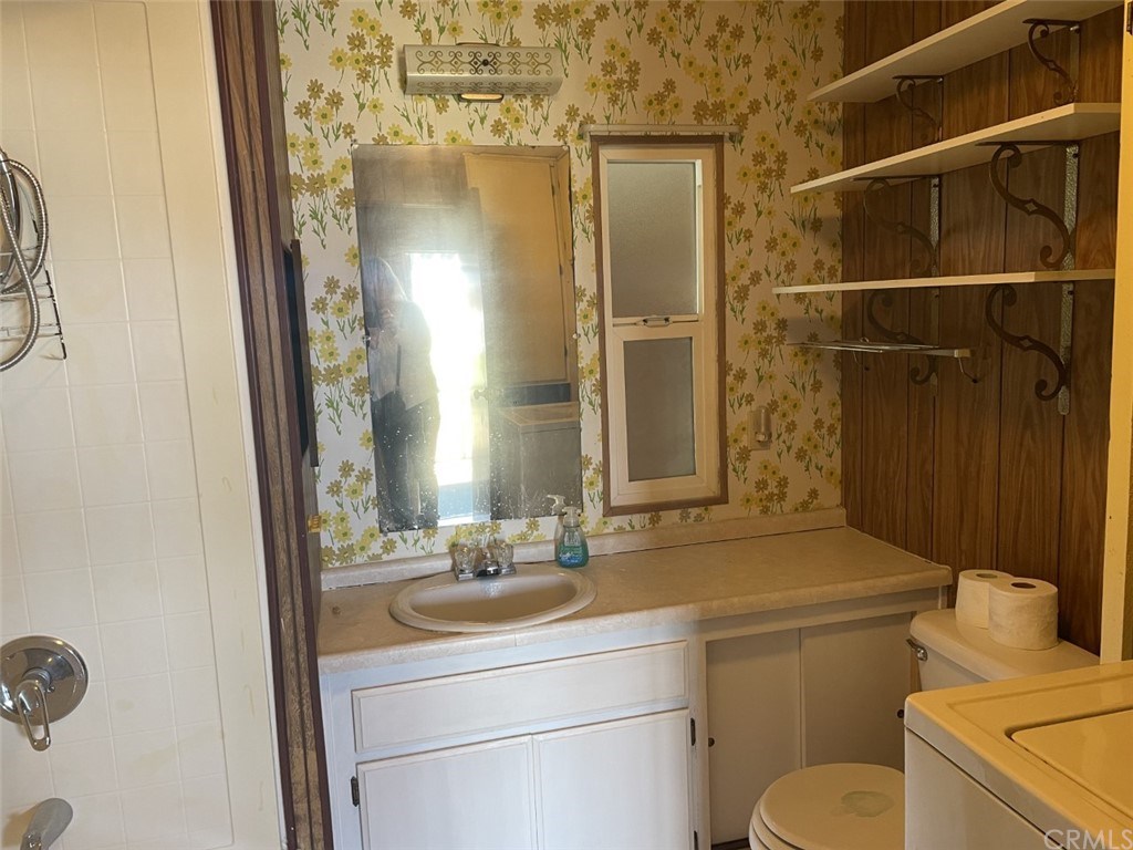 950 California Street Calimesa, CA 92320 - Photo 7 of 14