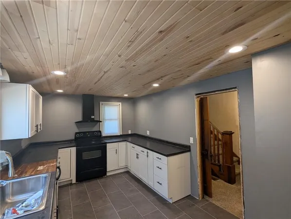 $135,000 | 505 Shawnee Street, Hiawatha, KS 66434