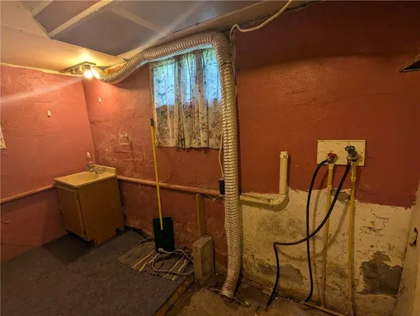 $135,000 | 505 Shawnee Street, Hiawatha, KS 66434