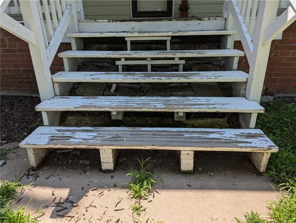 $135,000 | 505 Shawnee Street, Hiawatha, KS 66434