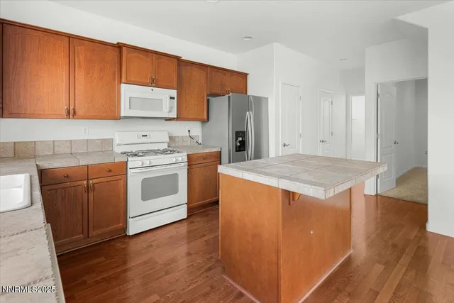 $465,000 | 1710 Short Oak Court, Fernley, NV 89408