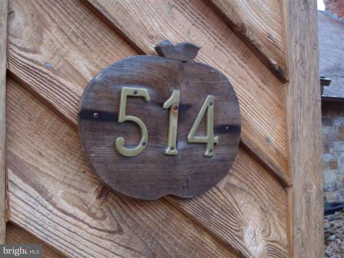 514 Redland Road Cross Junction, VA 22625 - Photo 24 of 24 a view of entryway with wooden floor