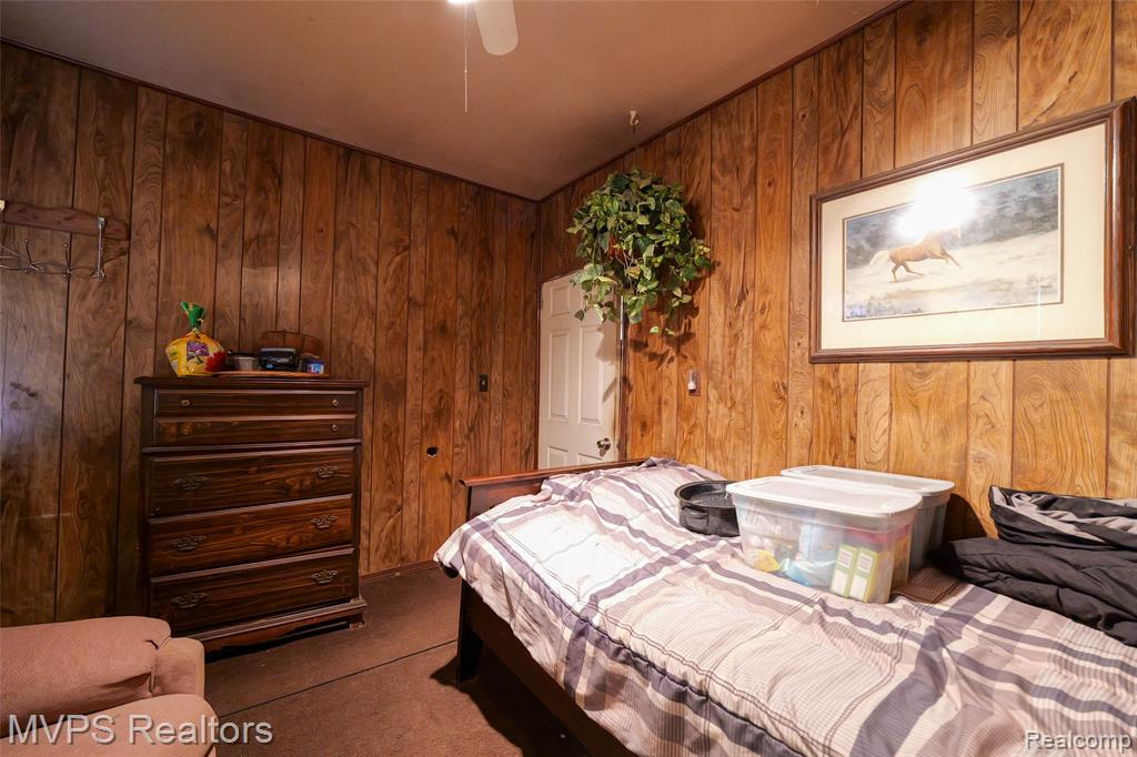 1721 Moffat Road Leonard, MI 48367 - Photo 9 of 38