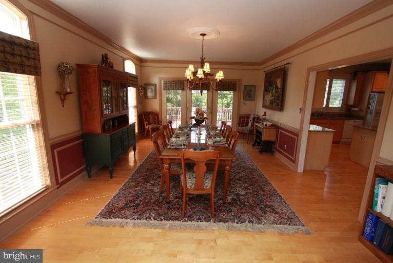 10406 Grey Fox Road Potomac, MD 20854 - Photo 3 of 30 Dining Room