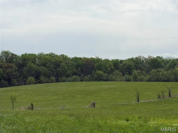 $375,000 | 25-acres 25-acres Highway, New Haven, MO 63068