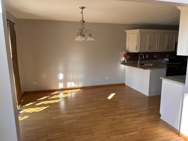 $2,850 | 26358 South Evergreen Lane, Channahon, IL 60410