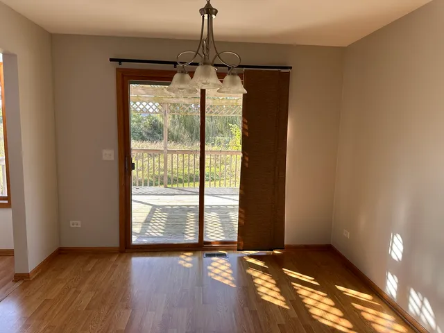 $2,850 | 26358 South Evergreen Lane, Channahon, IL 60410