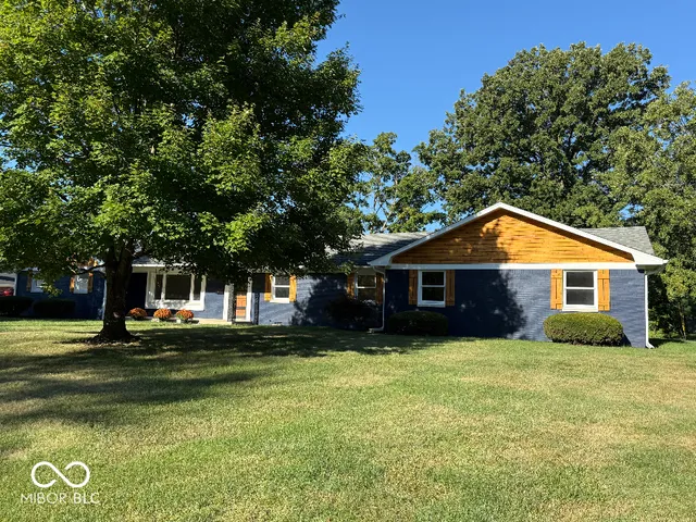 $615,000 | 2004 Terrace Lane, Lebanon, IN 46052