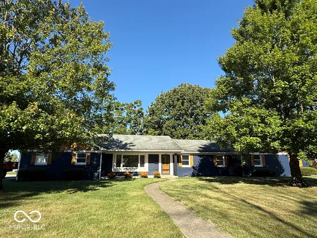 $615,000 | 2004 Terrace Lane, Lebanon, IN 46052