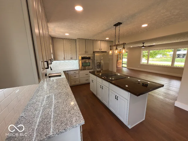 $615,000 | 2004 Terrace Lane, Lebanon, IN 46052