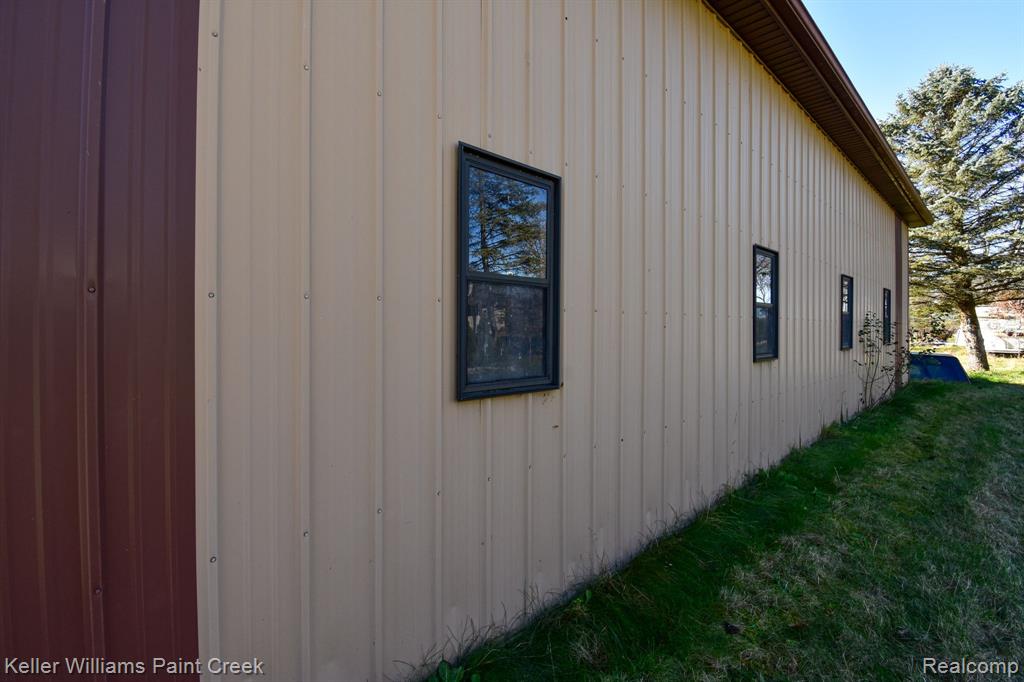 61300 Romeo Plank Road Ray, MI 48096 - Photo 48 of 56