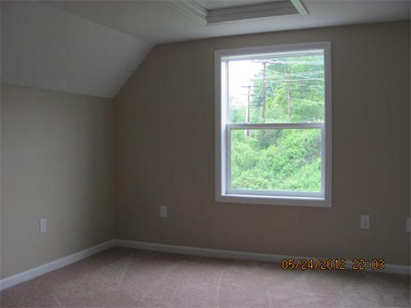 167 Fitch Road Clinton, MA 01510 - Photo 21 of 26 a room that has a window